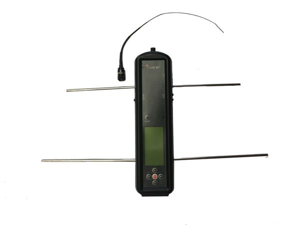 Radiový vyhledávač (vysílač + přijímač)